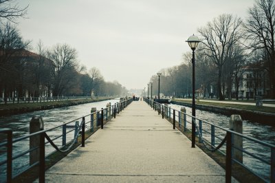 AI-generated travel thumbnail for Brehuiești