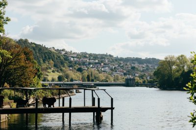 AI-generated travel thumbnail for Bristol