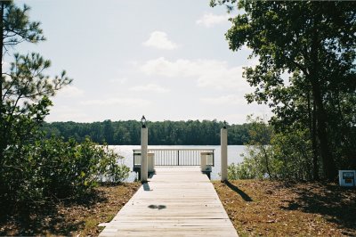 AI-generated travel thumbnail for Broad Creek