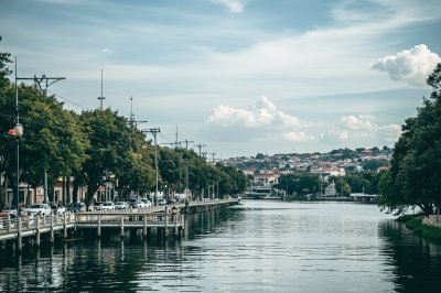 AI-generated travel thumbnail for Bucaramanga