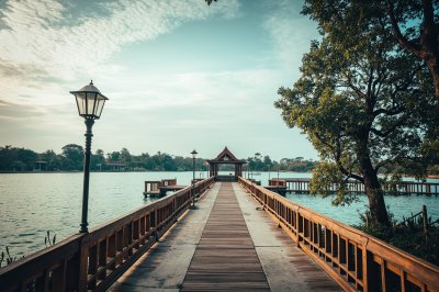 AI-generated travel thumbnail for Buluangan