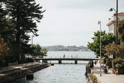AI-generated travel thumbnail for Burlingame