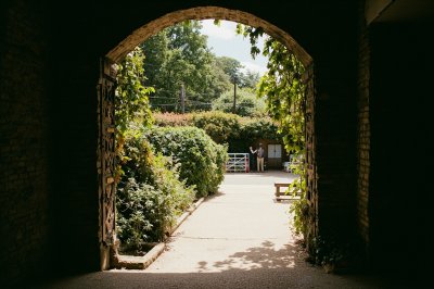 AI-generated travel thumbnail for Burringham