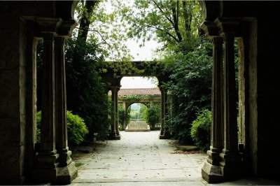 AI-generated travel thumbnail for Bytom