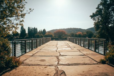 AI-generated travel thumbnail for Cabaco El