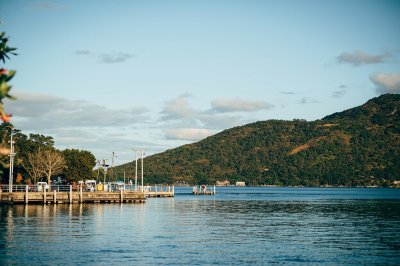 AI-generated travel thumbnail for Cairns