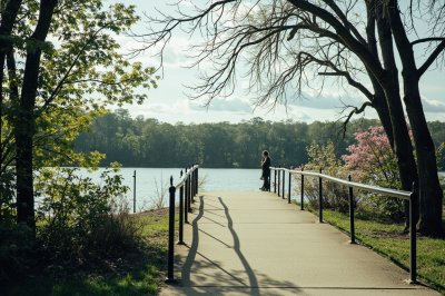 AI-generated travel thumbnail for Calhoun County