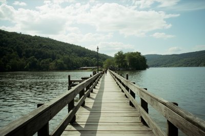 AI-generated travel thumbnail for Calhoun County