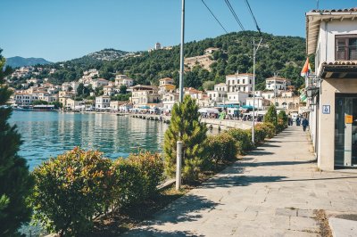 AI-generated travel thumbnail for Calvisi