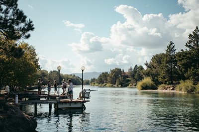 AI-generated travel thumbnail for Camós