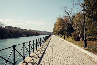 AI-generated travel thumbnail for Campaspero