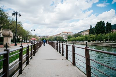 AI-generated travel thumbnail for Campo Real