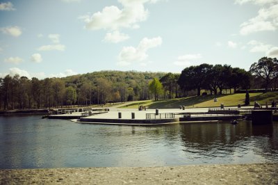 AI-generated travel thumbnail for Canas de Senhorim