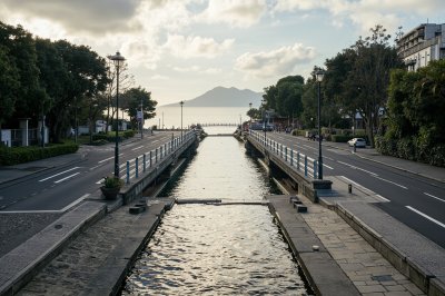 AI-generated travel thumbnail for Canhas