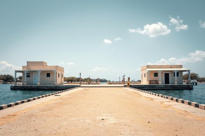 AI-generated travel thumbnail for Cansado