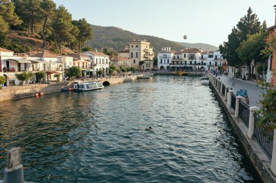 AI-generated travel thumbnail for Capileira