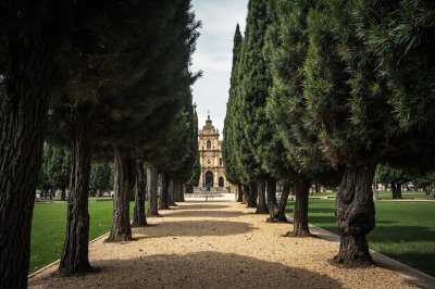 AI-generated travel thumbnail for Carbajosa de la Sagrada