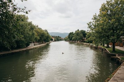 AI-generated travel thumbnail for Carbognano