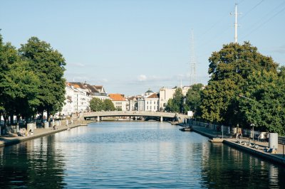 AI-generated travel thumbnail for Carouge