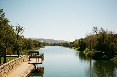AI-generated travel thumbnail for Carretas