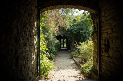 AI-generated travel thumbnail for Casalnoceto