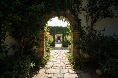 AI-generated travel thumbnail for Casas de San Galindo