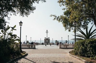 AI-generated travel thumbnail for Cascais