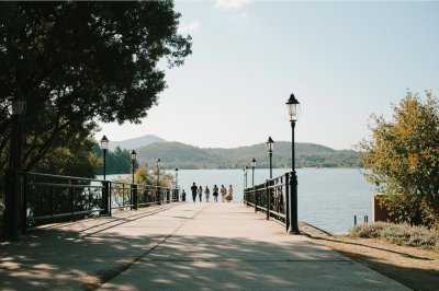 AI-generated travel thumbnail for Caserío de Cortés