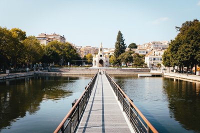 AI-generated travel thumbnail for Casserres