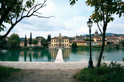 AI-generated travel thumbnail for Castino