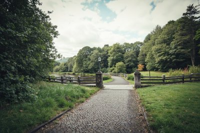 AI-generated travel thumbnail for Castlecomer