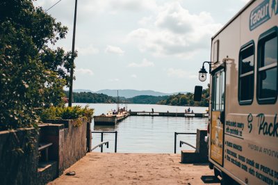 AI-generated travel thumbnail for Caucagüito