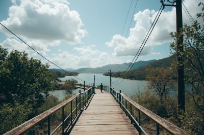 AI-generated travel thumbnail for Cayuco