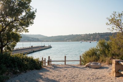 AI-generated travel thumbnail for Caza de Bent Jbaïl