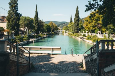 AI-generated travel thumbnail for Cedessano