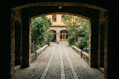 AI-generated travel thumbnail for Čelopek