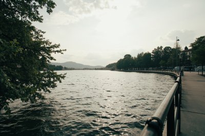 AI-generated travel thumbnail for Cenade