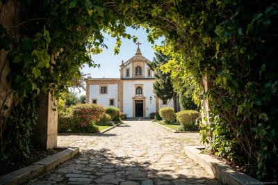 AI-generated travel thumbnail for Cenes de la Vega