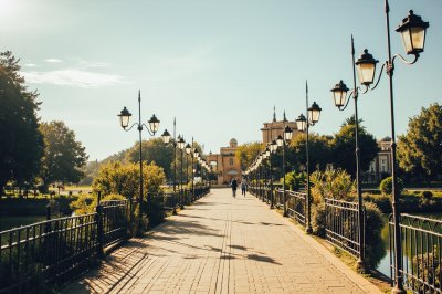 AI-generated travel thumbnail for Cerezal de Peñahorcada