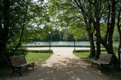 AI-generated travel thumbnail for Chailly-en-Brie