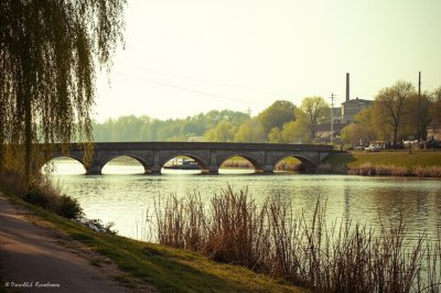 AI-generated travel thumbnail for Châlette-sur-Loing