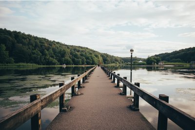 AI-generated travel thumbnail for Chardon