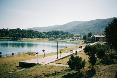 AI-generated travel thumbnail for Châteauneuf-Grasse