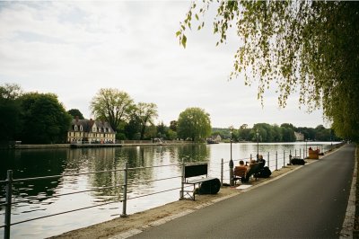AI-generated travel thumbnail for Châtillon-sur-Seine