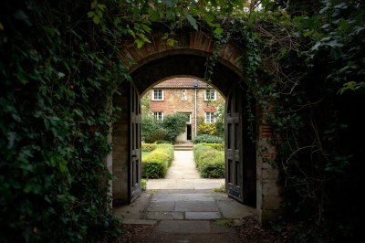 AI-generated travel thumbnail for Chinnor