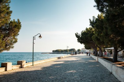 AI-generated travel thumbnail for Cittadella del Capo