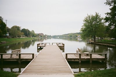 AI-generated travel thumbnail for Clarksville