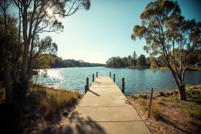 AI-generated travel thumbnail for Coes Creek