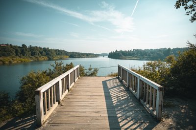 AI-generated travel thumbnail for Comănești