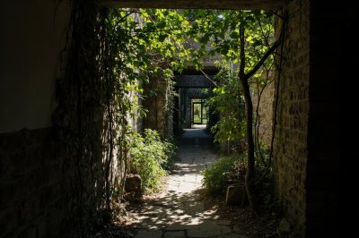 AI-generated travel thumbnail for Comuna Ciclova Română